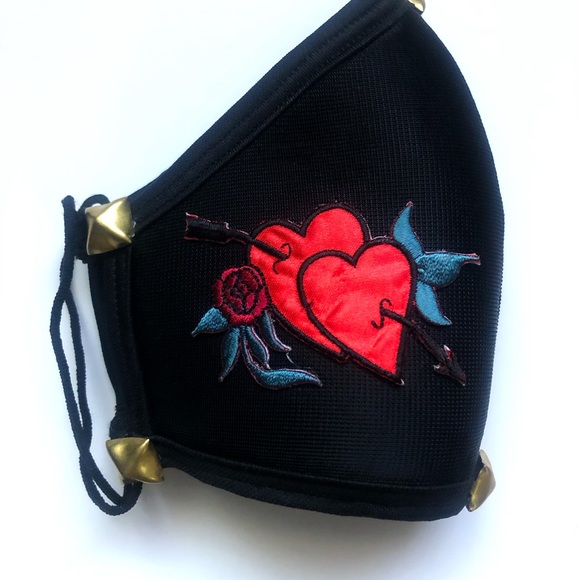 Masks with Gems and Studs - Picture 5 of 8